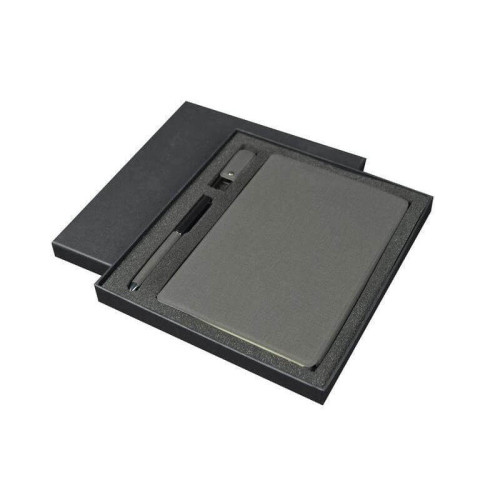 CHANGE ZERO Sustainable Gift Set with Refillable Notebook, Pen & USB Keychain - Black