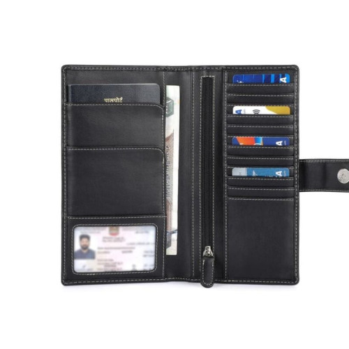 RINN - eco-neutral® Cactus Leather Travel Wallet