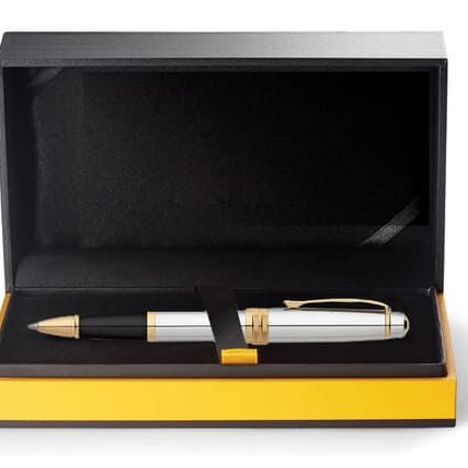 Cross Bailey™ Medalist® with 23KT Gold Plated Appointments  Selectip Rollerball Pen